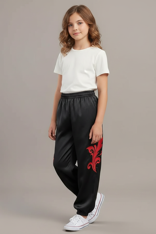 Pantalon Chinois Noir Satiné Ample Brodé Rouge