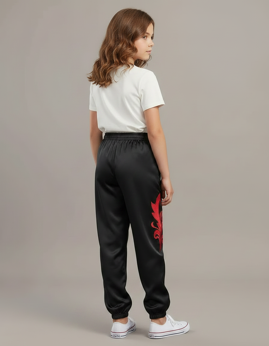 Pantalon Chinois Noir Satiné Ample Brodé Rouge - vue 2